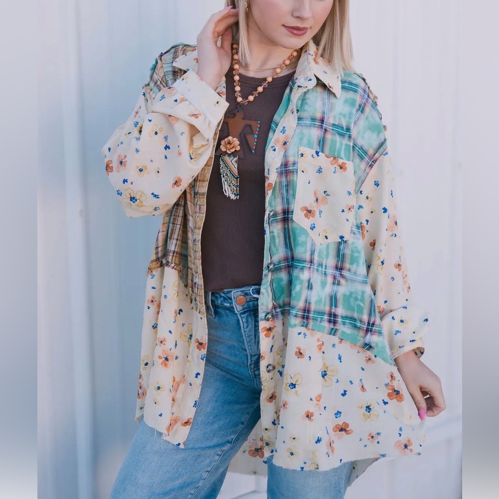POL Floral and Plaid Patchwork Women's Button Down Top